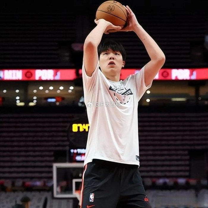 杨瀚森决胜时刻2+1绝杀 18分7篮板助混音队逆转取