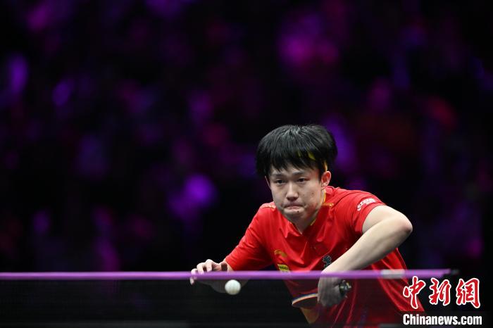 王楚钦3-0横扫勒布伦晋级重庆WTT冠军赛八强，女