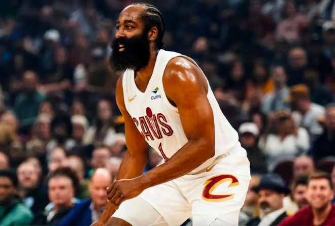 哈登关键助攻+24分率队逆转勇士 骑士提前锁定季