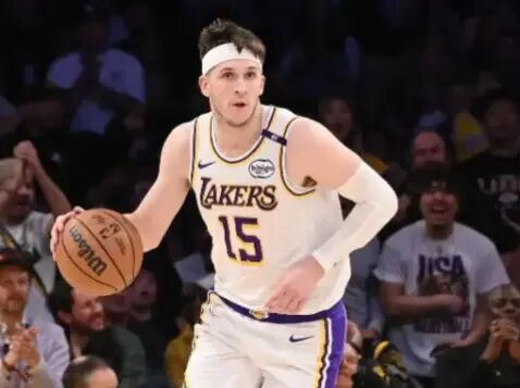 湖人惨败雷霆 里夫斯坦言开局失误需调整状态