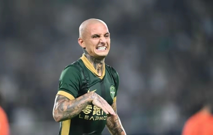 浙江外援红牌引争议 停赛与防守策略成隐患