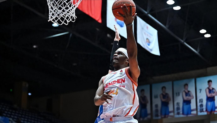 深圳男篮季后赛四外援集结 冲刺总冠军目标明确